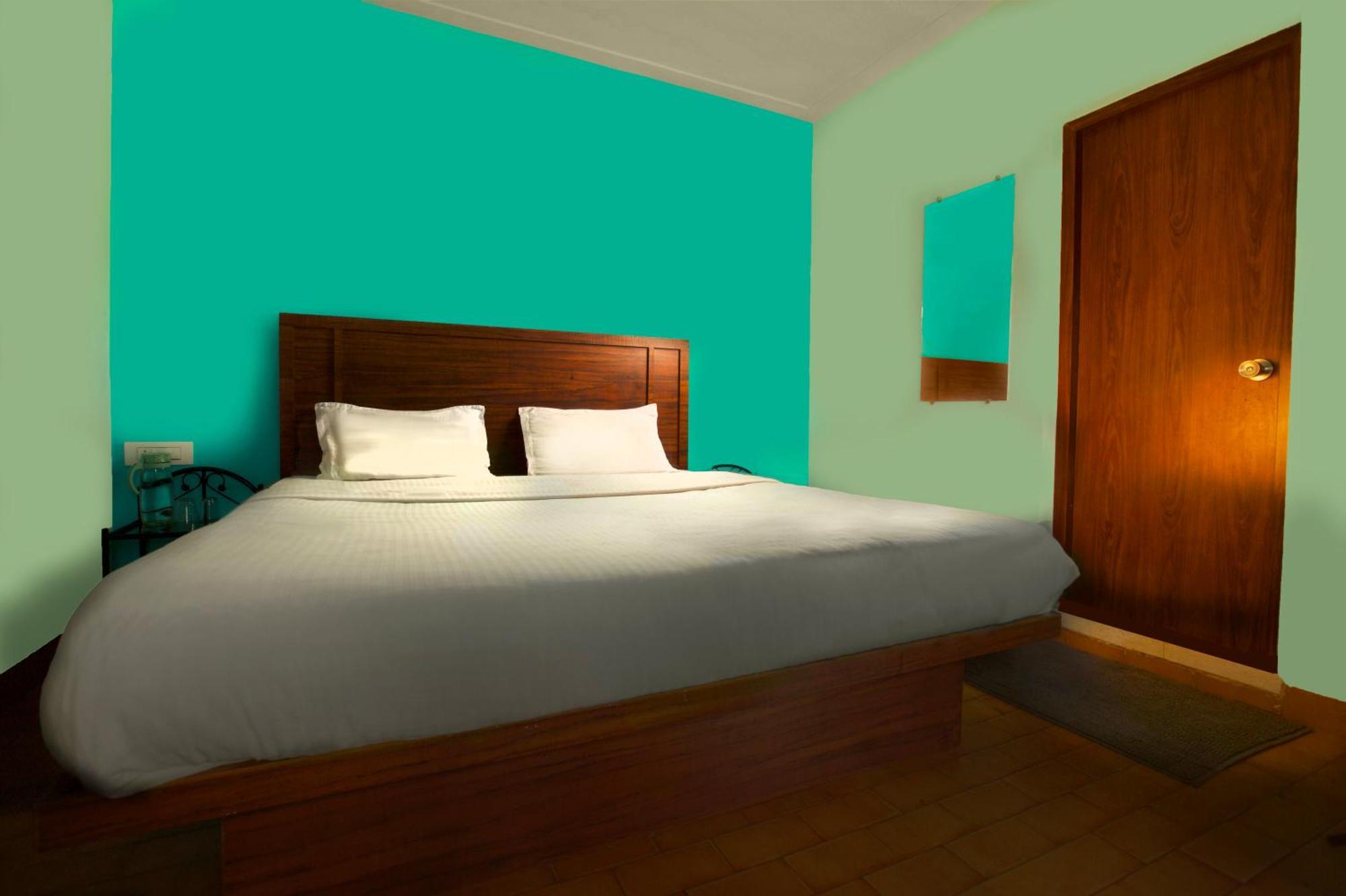 Reflections Guest House Уті Екстер'єр фото