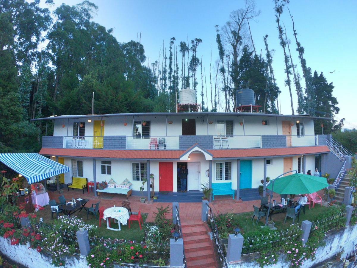 Reflections Guest House Уті Екстер'єр фото
